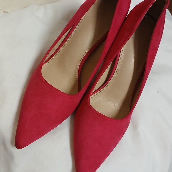 Woman's shoes - Picture 5 of 6